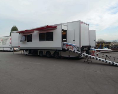 Mobile Training Trailer And Truck Vehicle